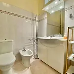 Apartment 'le Regina', Vue Mer, Plein Centre, Unique