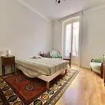 'le Regina', Vue Mer, Plein Centre, Unique Apartment Menton