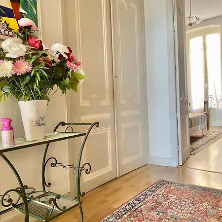 Appartement 'le Regina', Vue Mer, Plein Centre, Unique *