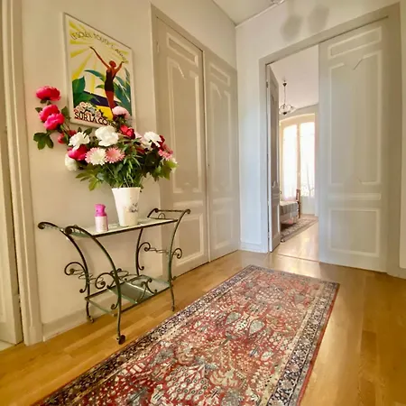 'le Regina', Vue Mer, Plein Centre, Unique Mentone